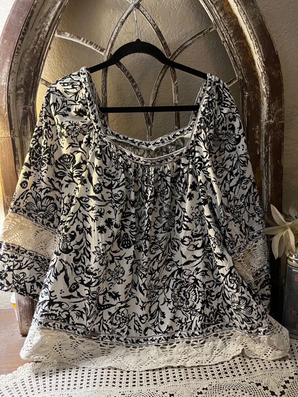 Christian Siriano Blouse Cream and Black, Size 3X